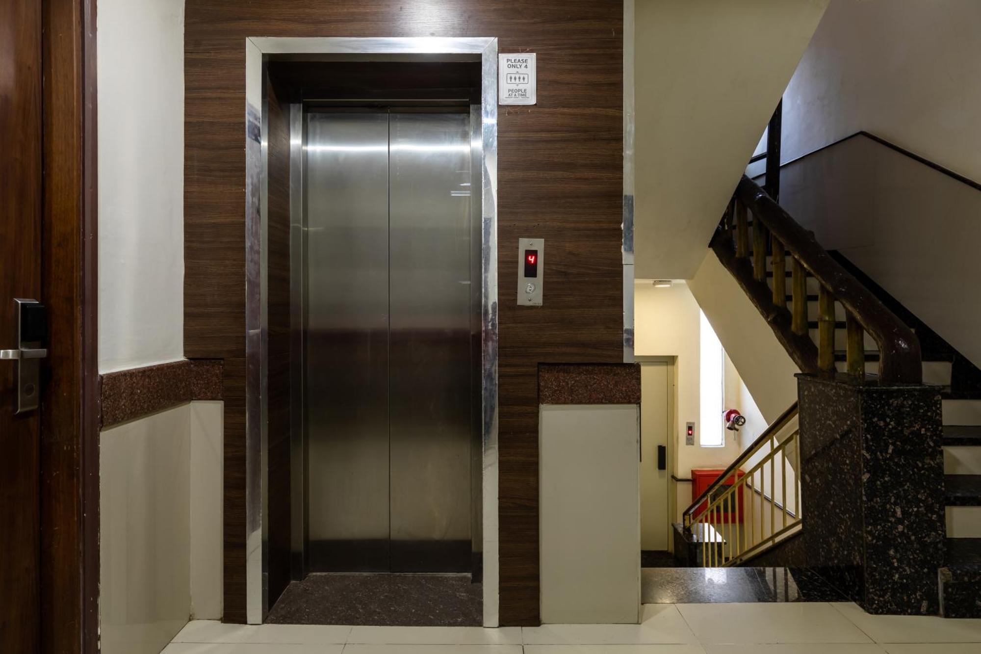 Hotel Kalinga 3*
